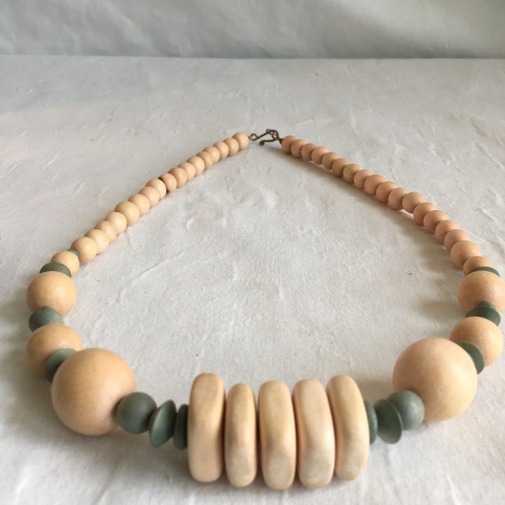 Vintage 70's Wooden Beaded Necklace